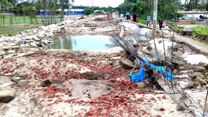Flood damages roads Sunamganj.jpg