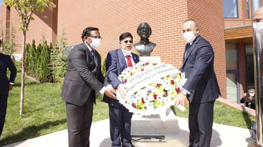 Turkish Foreign Minister Mevlut Cavusoglu and Bangladesh Foreign Minister Dr AK Abdul Momen