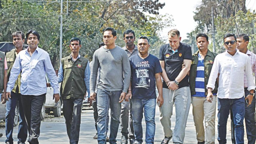 foreigner arrested.jpg