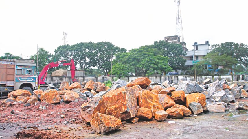 Hili Land Port 1.jpg