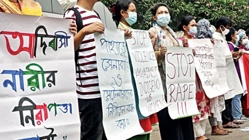 human-chain-protest-rape.jpg