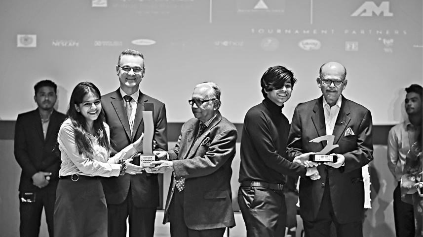 iub english debate.jpg