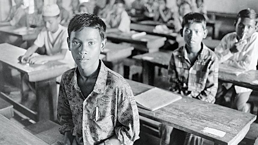 old-dhaka-school-1998.jpg