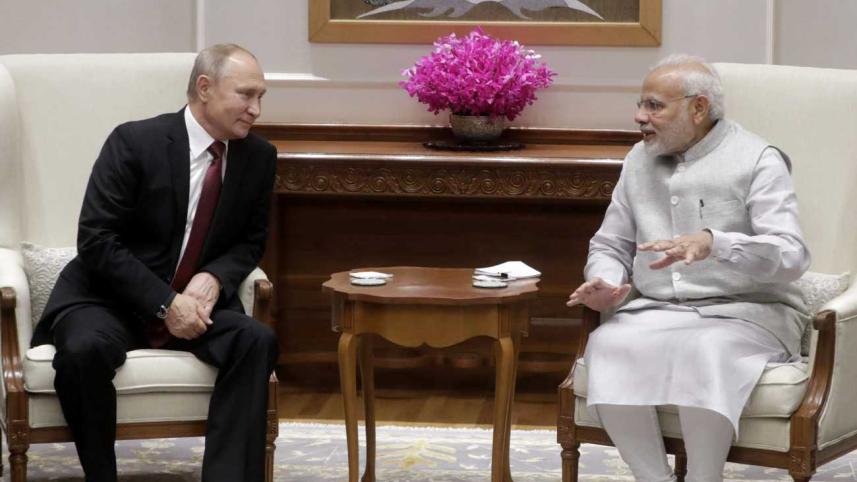 putin modi.jpg