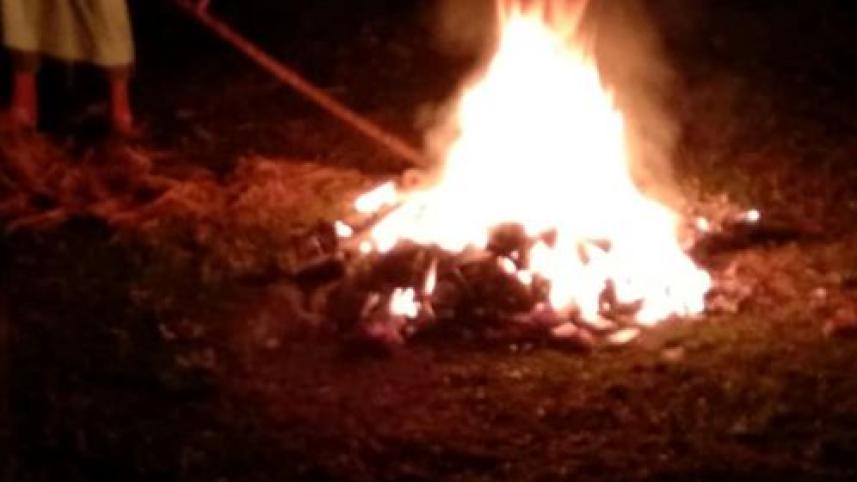 smartphone burning.jpg