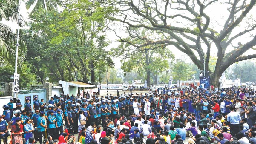 The election at midnight