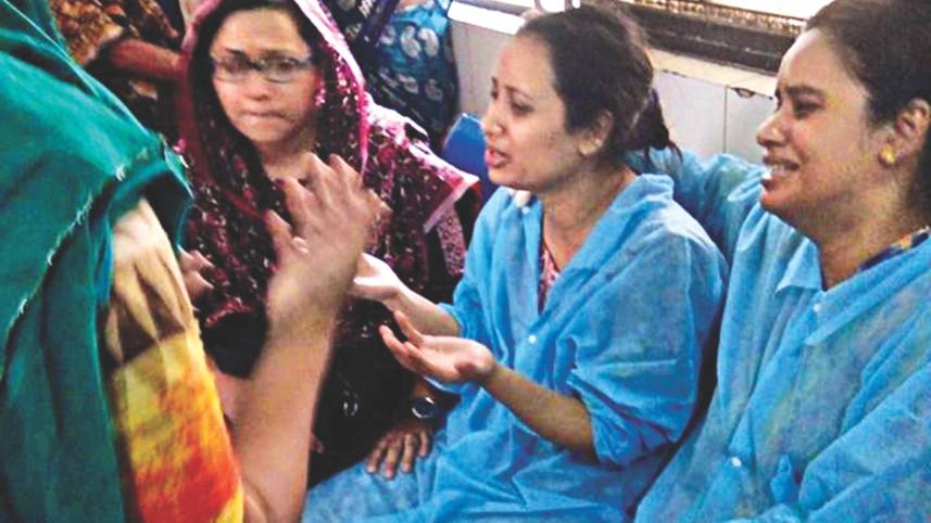 uttara mall accident 1.jpg