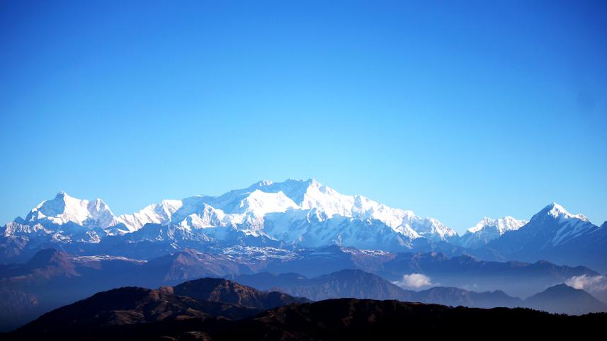 View of Kanchenjunga from Sandakphu Summit new.jpg