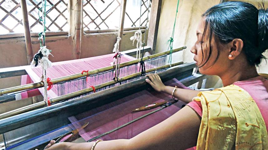 weavers-and-clothing-entrepreneurs.jpg