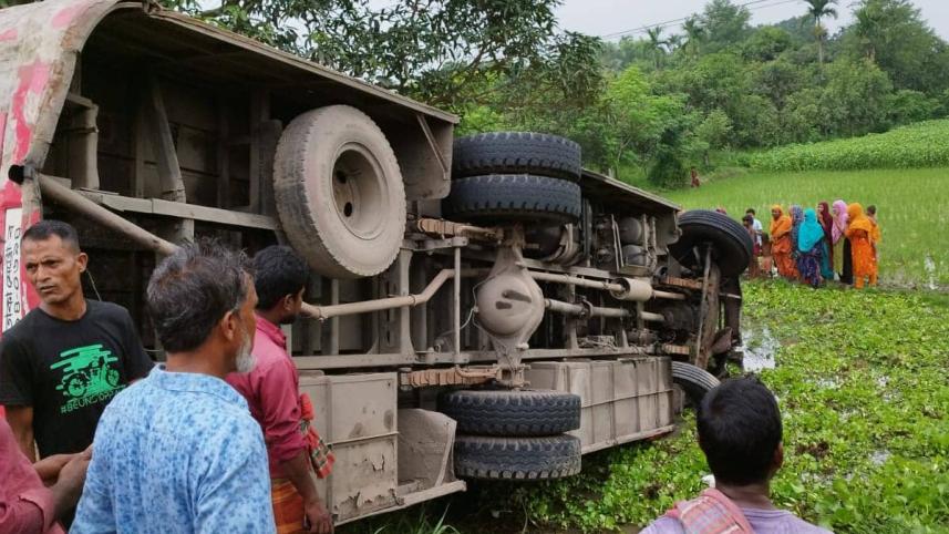 pabna_accident_photo-1.jpg