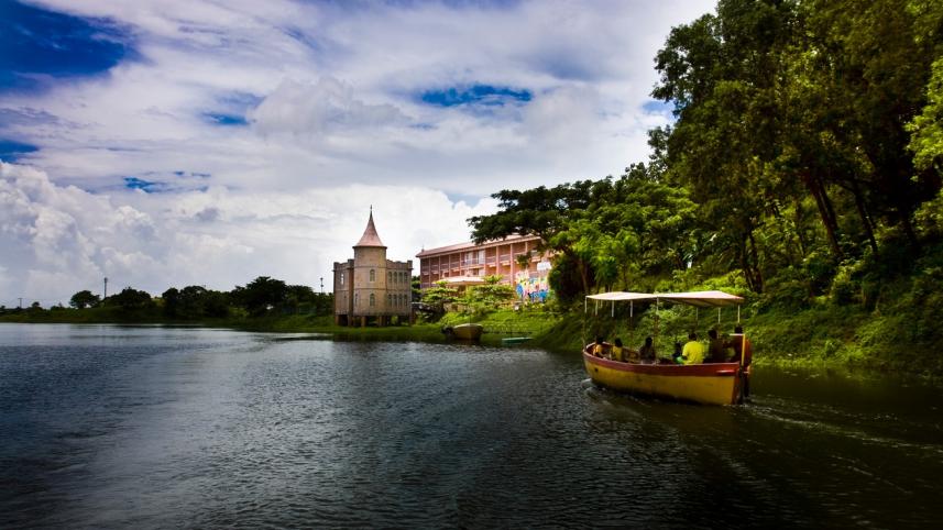 Top 5 lakes to visit in Bangladesh