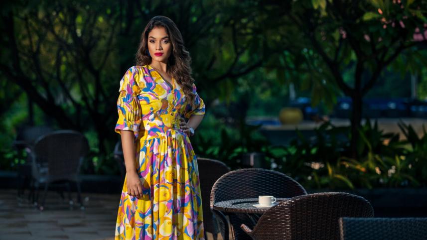 Yellow Floral and geometric pattern dresses for summer