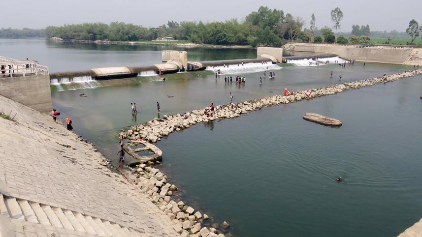 dinajpur_rubber_dam.jpg