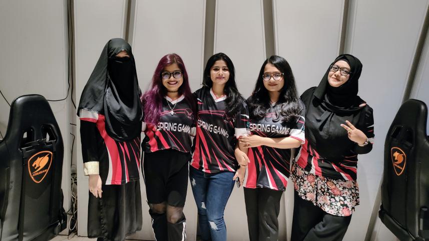 Bangladeshi female esports team