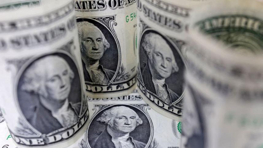 Dollar gains major currencies