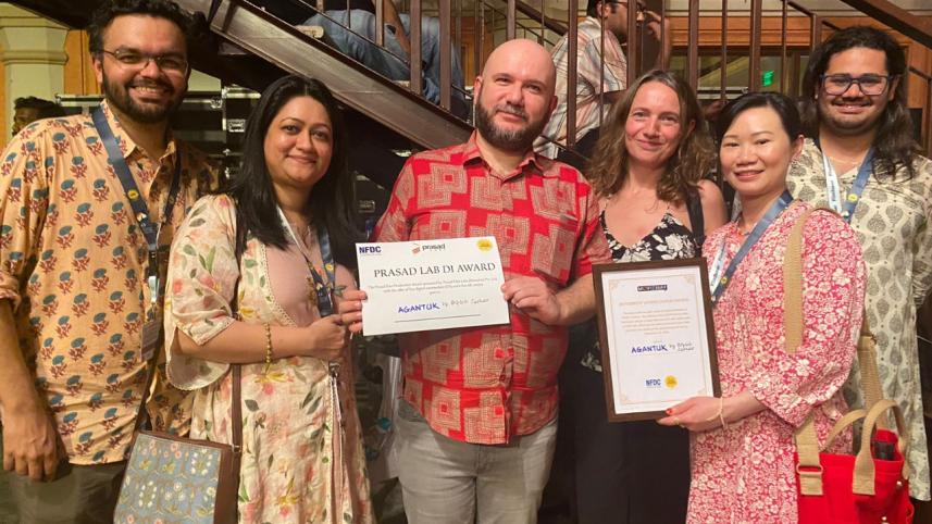 Bangladeshi film ‘Agantuk’ wins Prasad DI award at Film Bazaar, Goa .jpeg