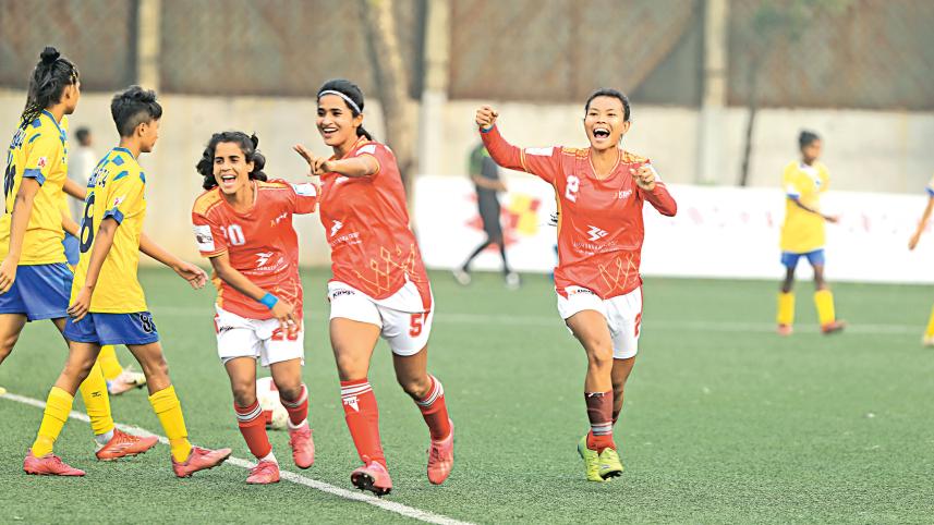 womens-league-2.jpg