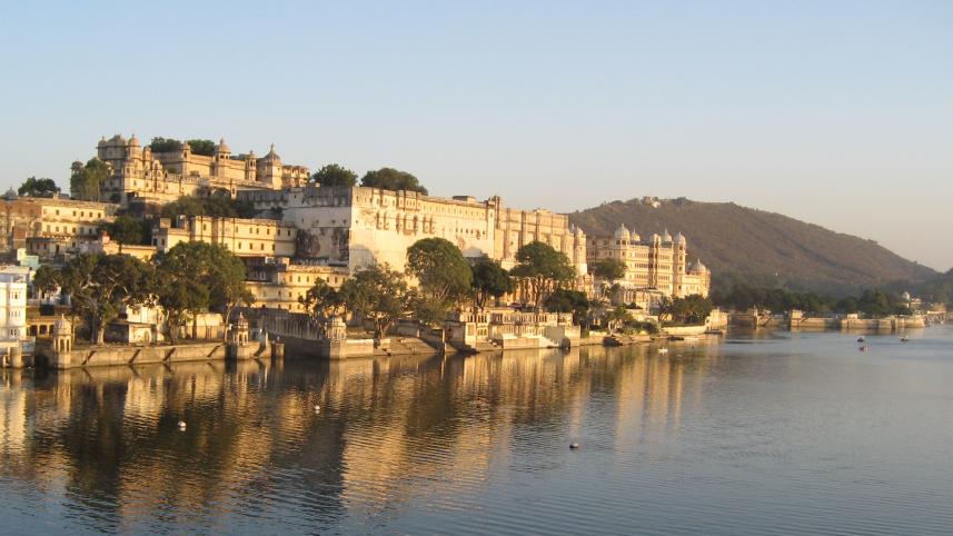 Lake Pichola, India 7 most beautiful lakes in the world