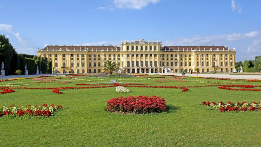 Schönbrunn Palace, Austria 7 most beautiful palaces in the world to visit