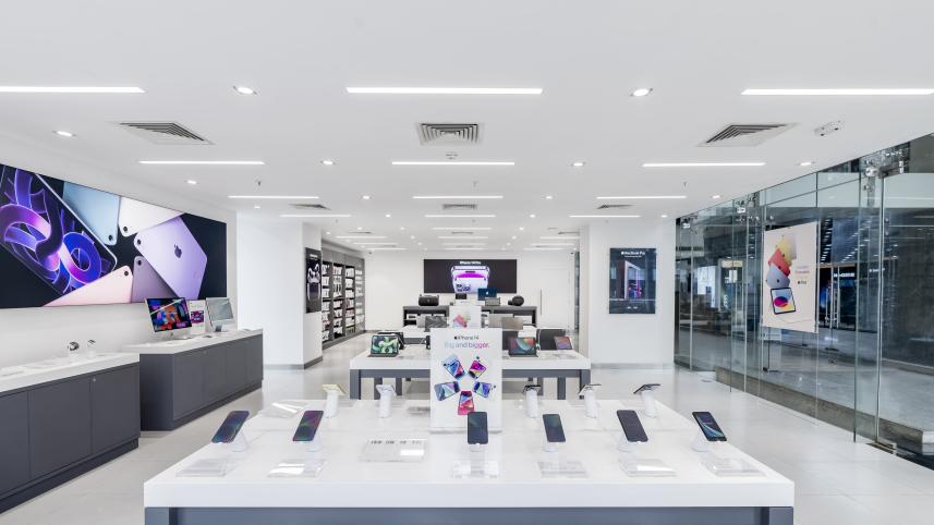 apple_store_inside_display_view.jpg