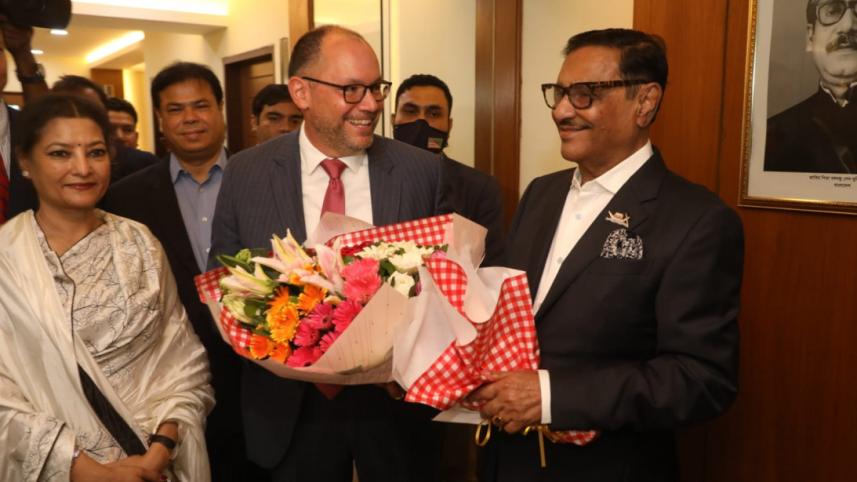 Is the Awami League worried?