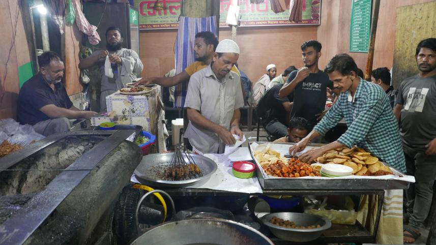 affordable food in Dhaka