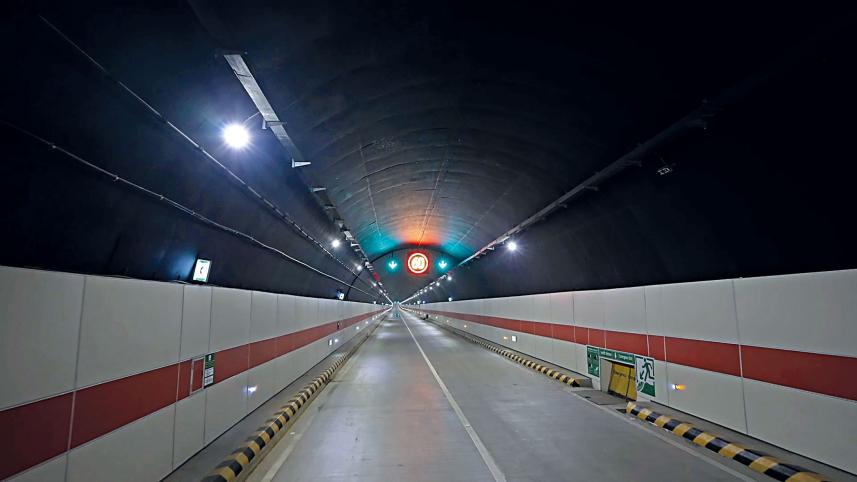 tunnel1.jpg