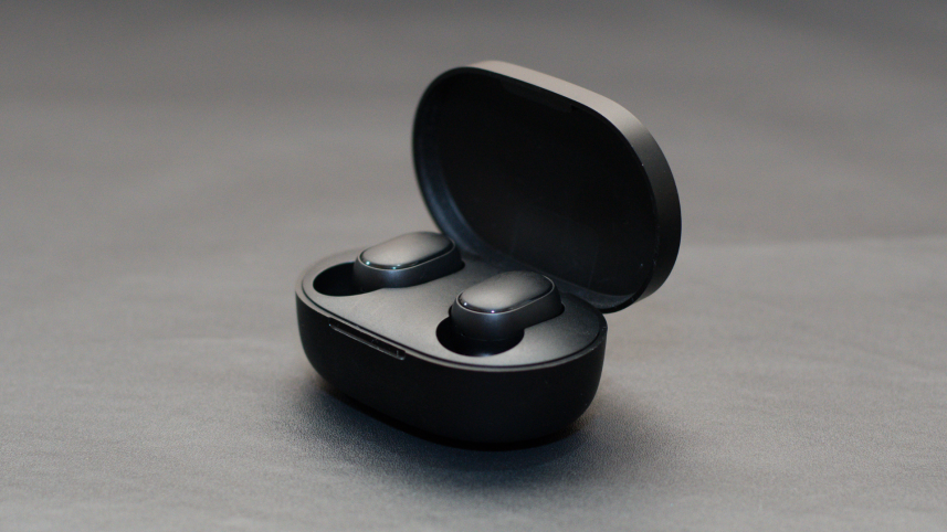 wireless earbuds