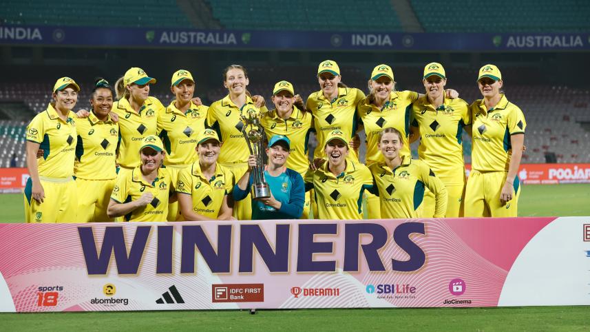 Australia women's cricket team.jpg