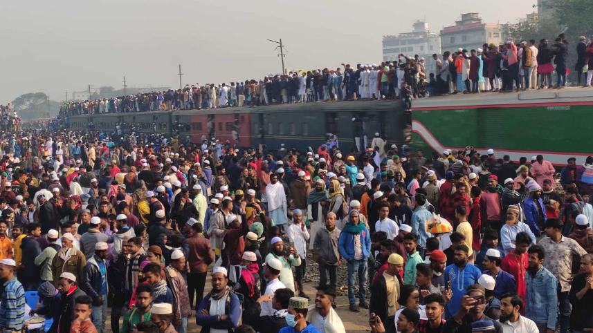 ijtema_train.jpg