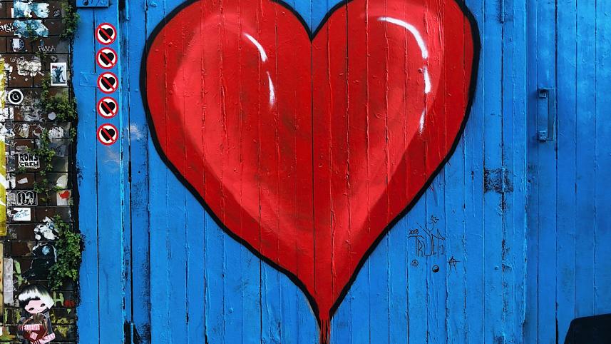 The science behind love: A biological ballet, an endocrine euphony