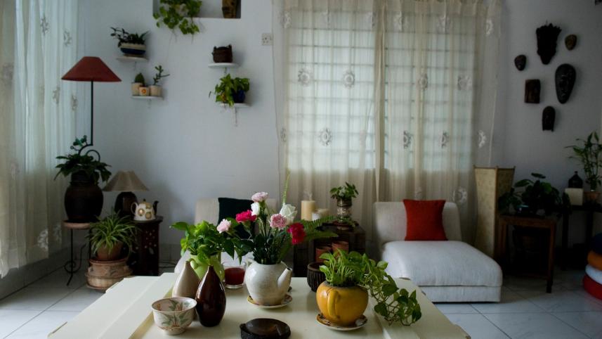 Decorating your home with arts and crafts