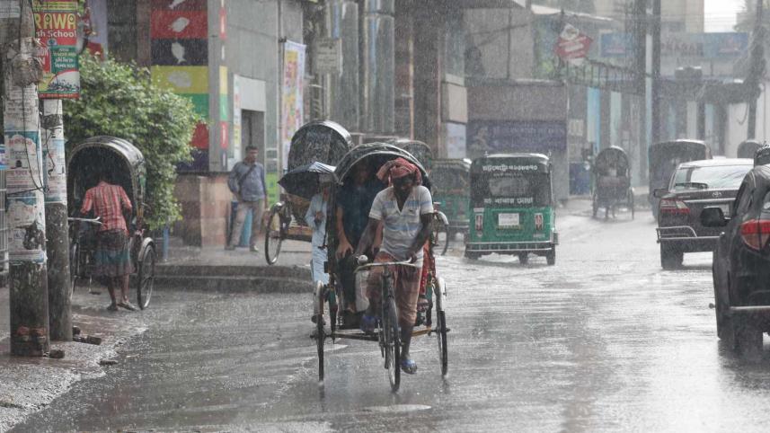 heavy rainfall alert in Bangladesh