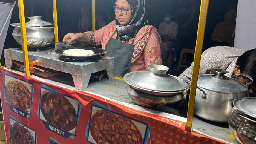 A couple’s journey from office desks to street food cart