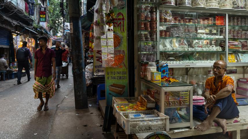 Vibrant puja culture of Shankhari Bazar: Where tradition meets tomorrow