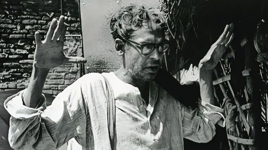 Ritwik Ghatak.png