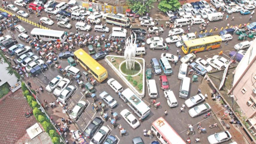Dhaka's traffic through a visitor's eyes
