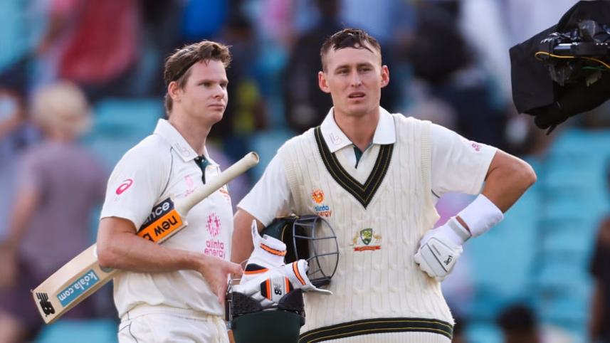 Steve Smith [L], Marnus Labuschagne.jpg