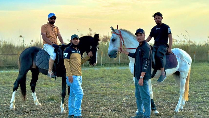 Who rides horses in Dhaka? You’ll be surprised