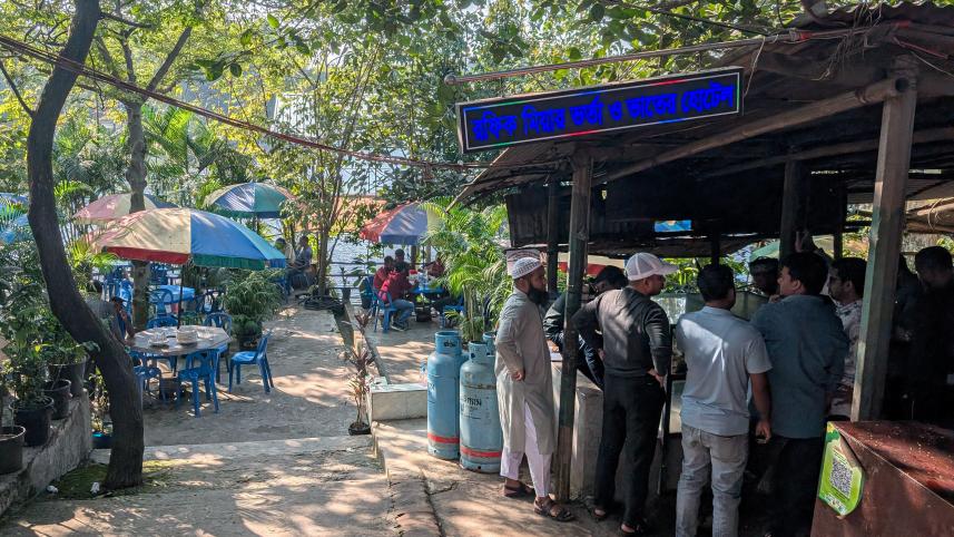 23 years of homestyle bhaat and bhorta at Mirpur Beribadh