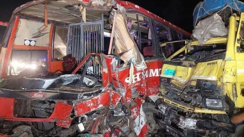 Gaibandha accident.jpg