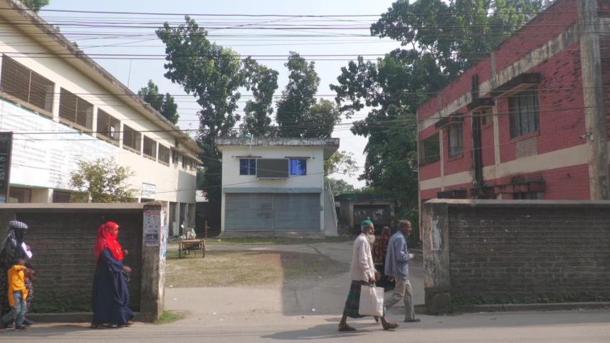 SPCLBagerhats Only Mother and Child Welfare Centre Struggles to Provide Essential Care.jpg