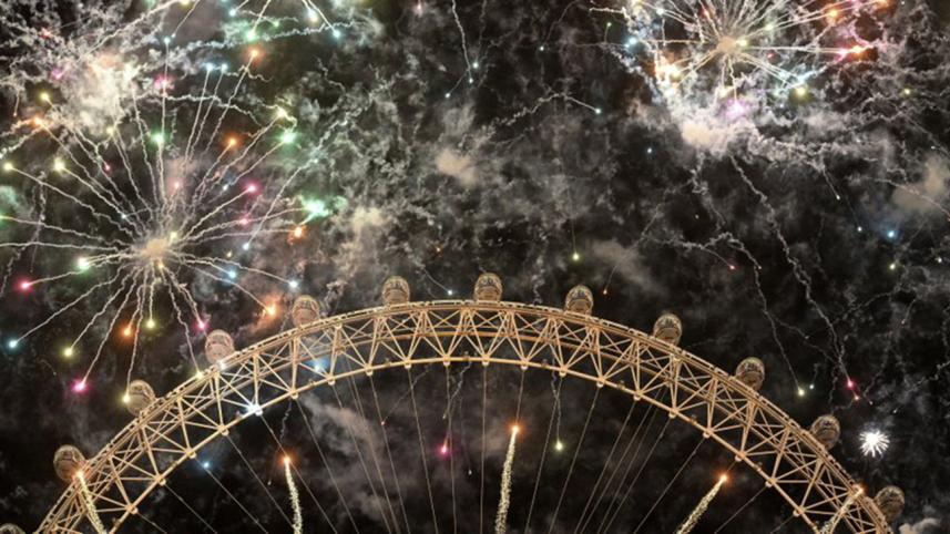 Welcoming Moments of Happy New Year 2018 in Central London