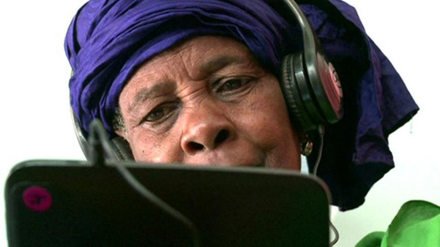 browsing internet 1 new.jpg