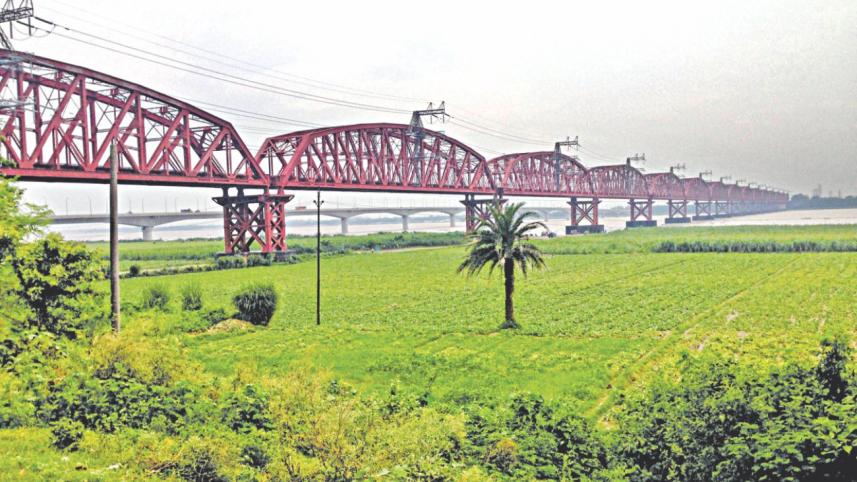 Bangladesh Hardinge bridge point.jpg