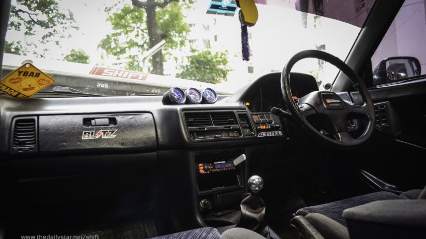 1992 Honda Integra DA8 interior
