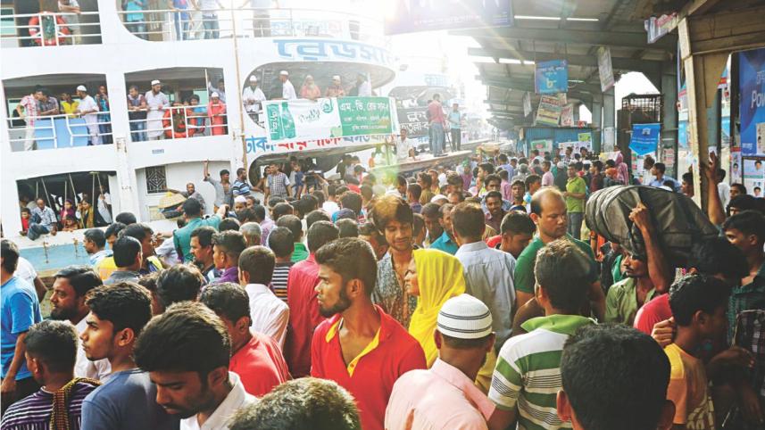 Looking for Stories A morning in Sadarghat
