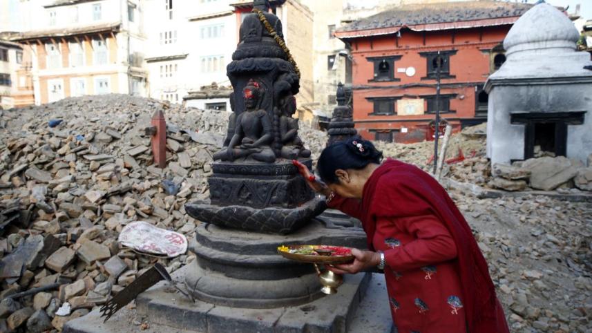 nepal temple 4.jpg