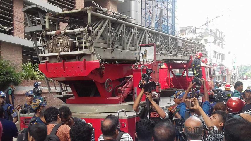 Panthapath suspected militant den raid