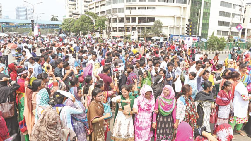 police charged baton 2.jpg